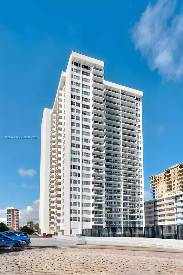 3140 S Ocean Dr #511, Hallandale Beach, FL 33009