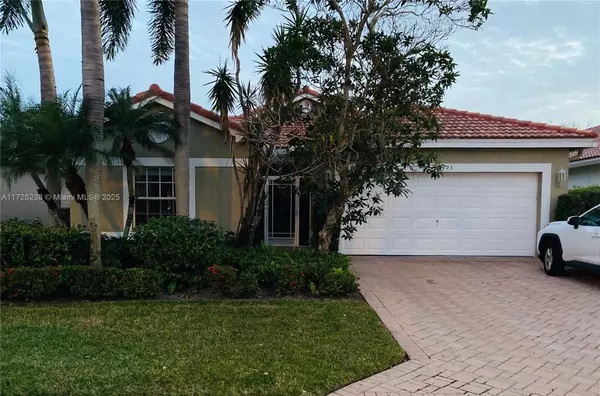 10495 S Utopia Cir S, Boynton Beach, FL 33437