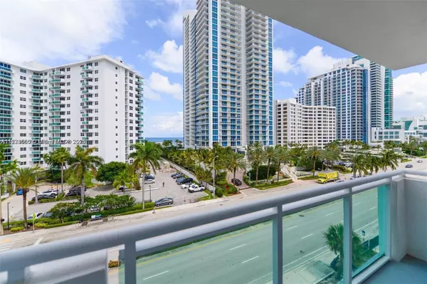 Hollywood, FL 33019,3000 S Ocean Dr #502