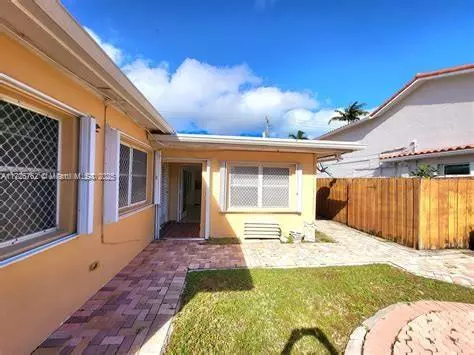 215 S 12th Ave #Back, Hollywood, FL 33019