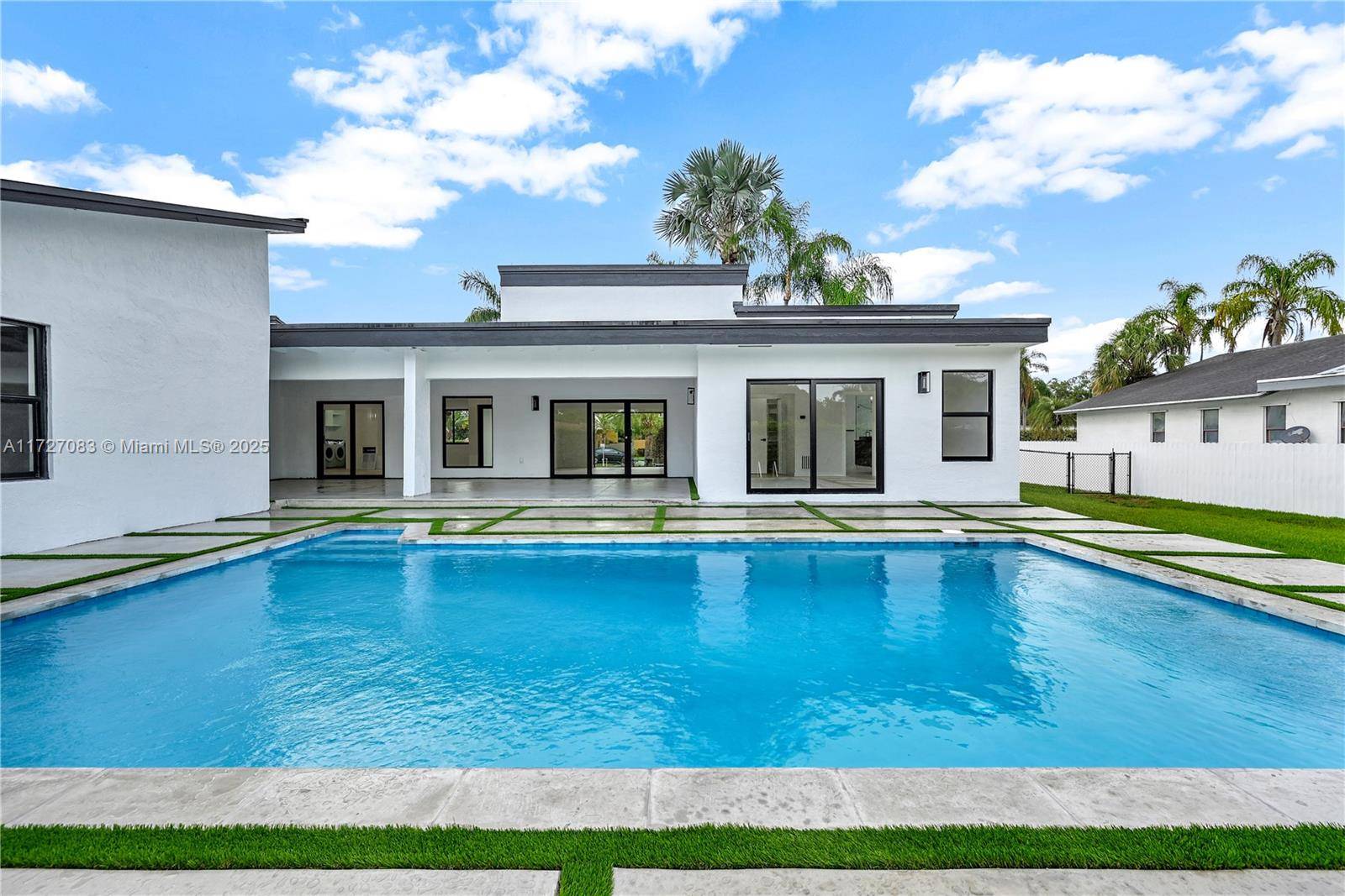 Palmetto Bay, FL 33157,8324 SW 168th Ter