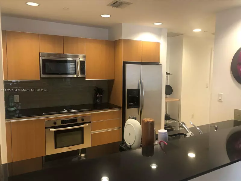 1050 Brickell Ave #2910, Miami, FL 33131