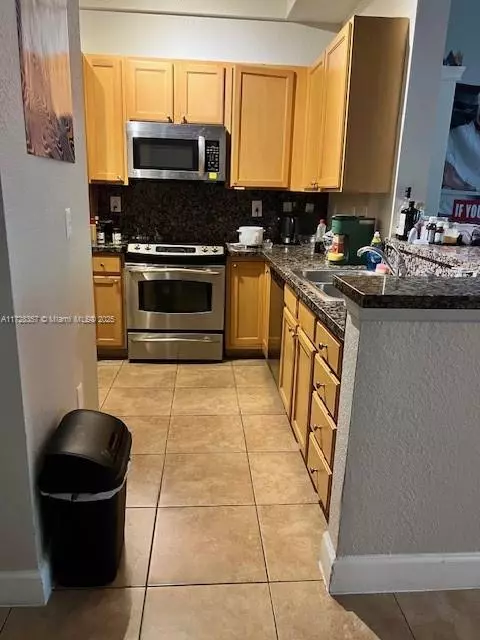 South Miami, FL 33143,6001 SW 70th St #130