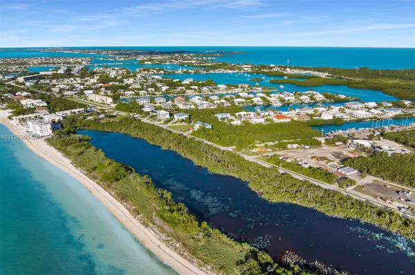 Marathon, FL 33050,300 Coco Plum