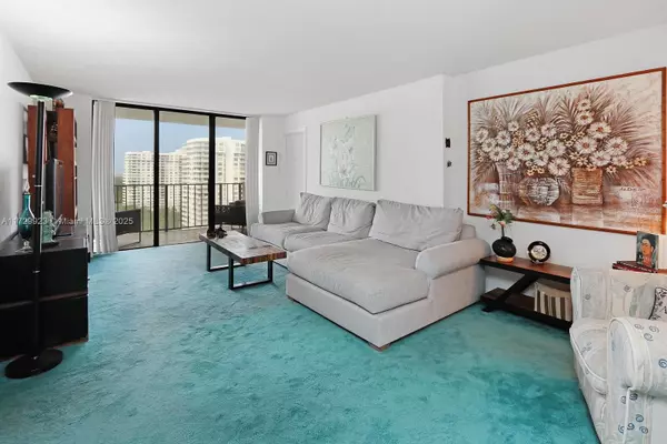 Aventura, FL 33160,18181 NE 31st Ct #1703