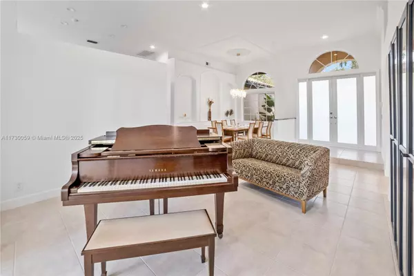 Weston, FL 33326,1455 Lantana Dr