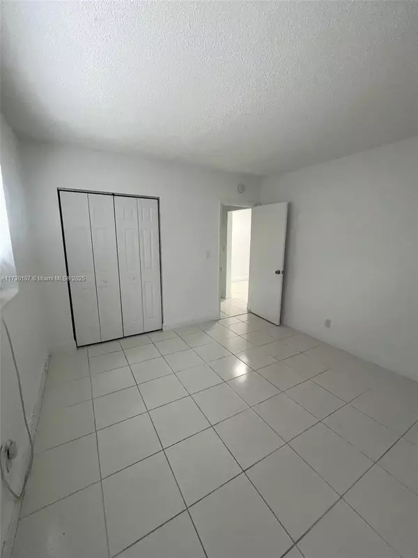 Fort Lauderdale, FL 33312,626 SW 14th Ave #110