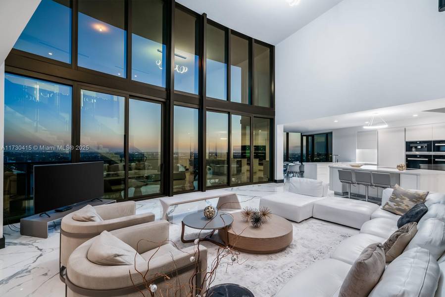 18555 Collins Ave #4203, Sunny Isles Beach, FL 33160