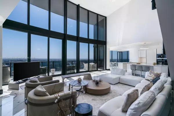 Sunny Isles Beach, FL 33160,18555 Collins Ave #4203