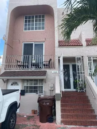 Hialeah, FL 33012,1062 W 42nd Pl #41