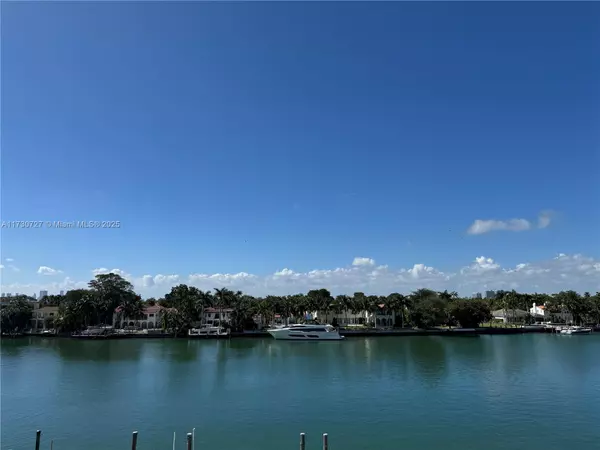 5750 Collins Ave #4F, Miami Beach, FL 33140