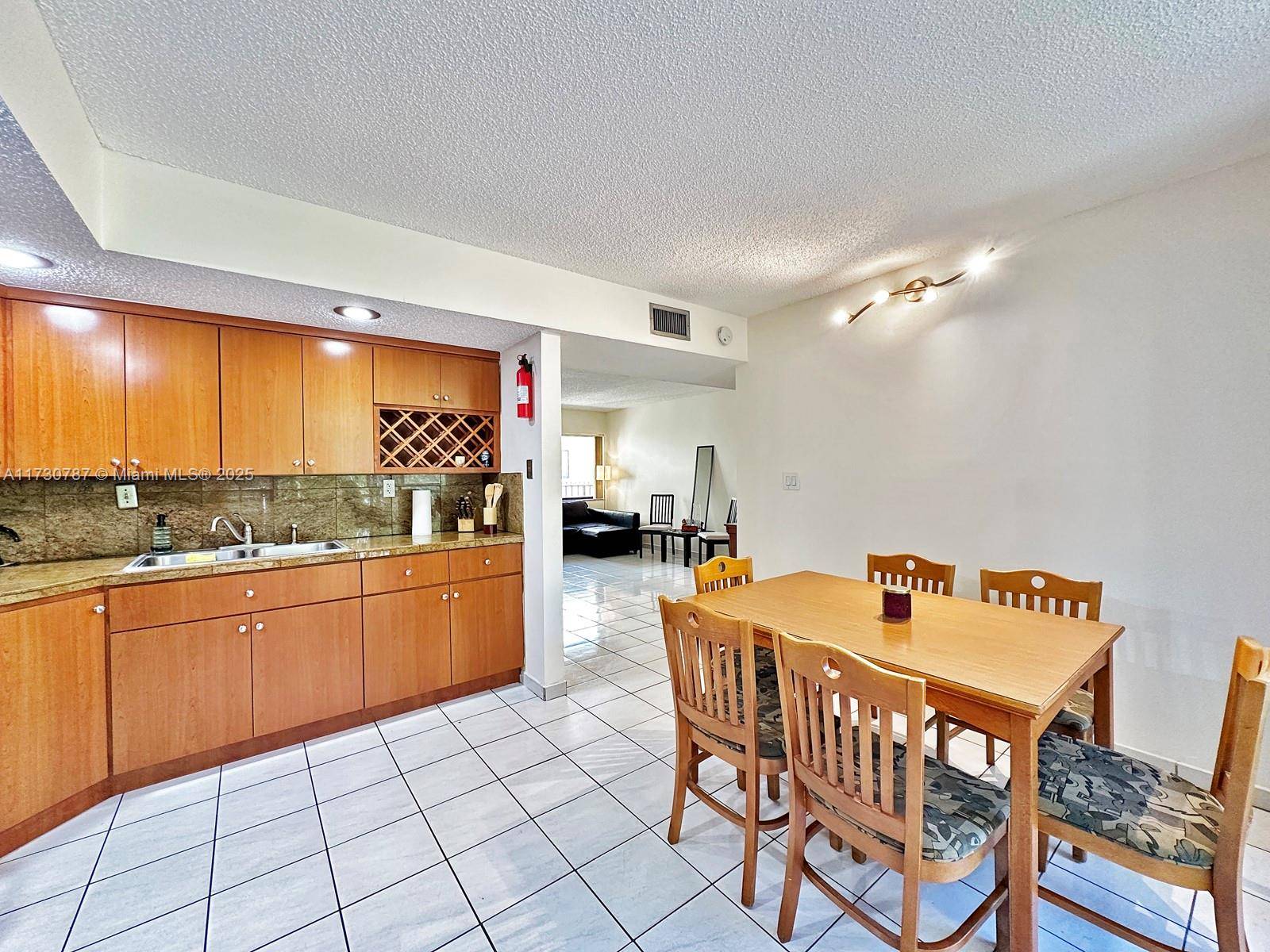 Miami, FL 33173,8065 SW 107th Ave #311