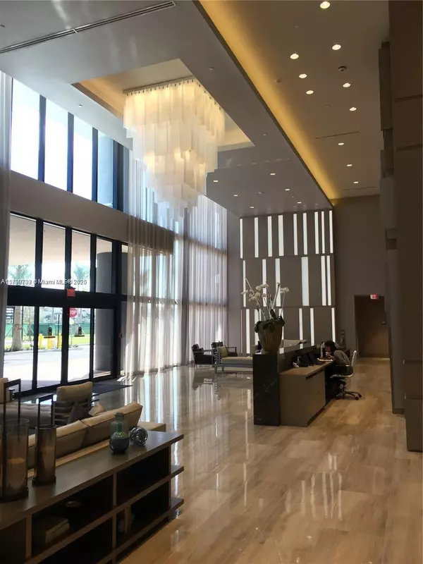 Doral, FL 33166,5300 Paseo Blvd #1903