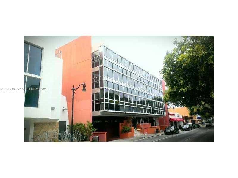 1385 SW 22 #203, Coral Gables, FL 33145