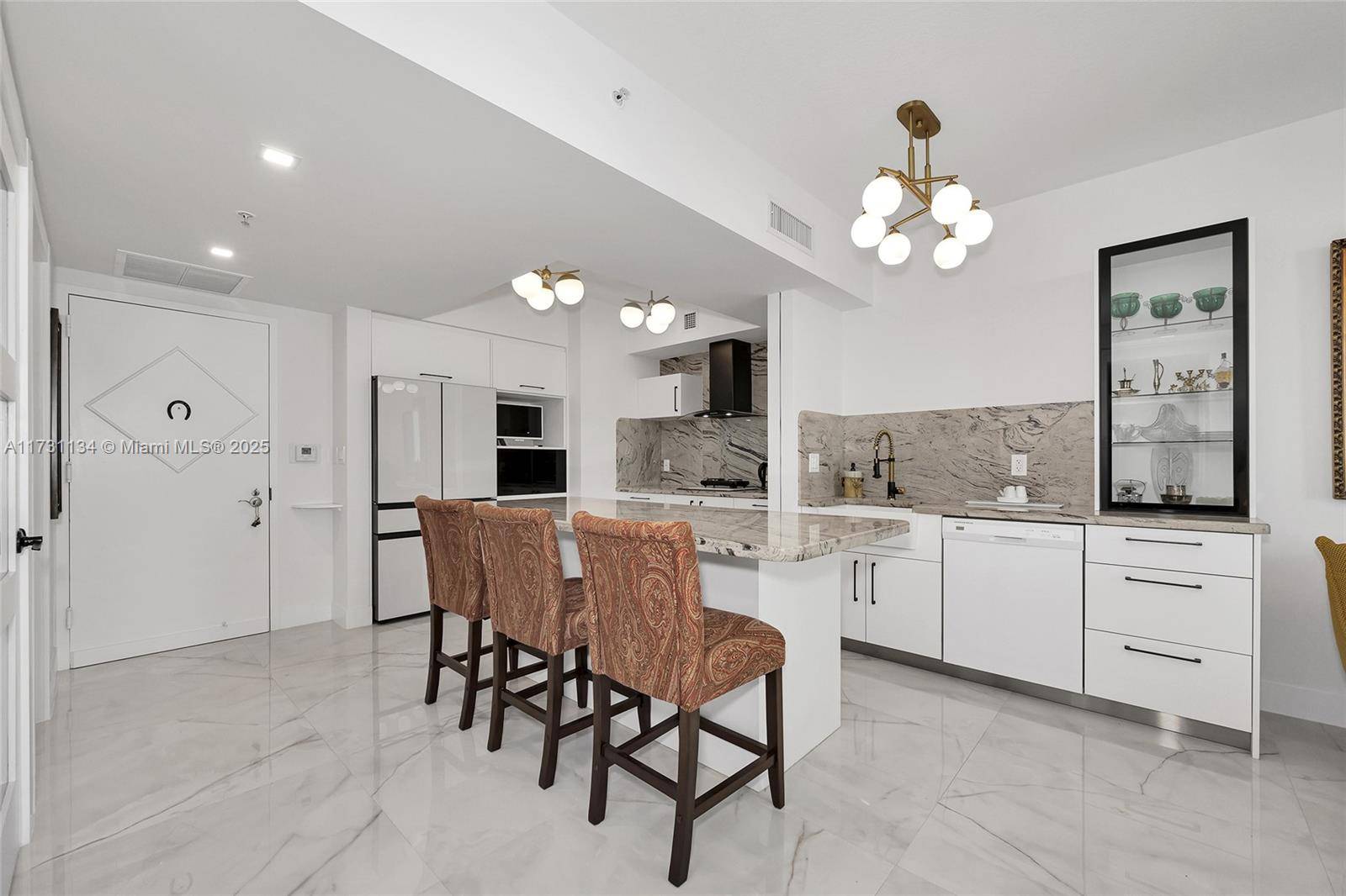 Hallandale Beach, FL 33009,1745 E Hallandale Beach Blvd #1504W