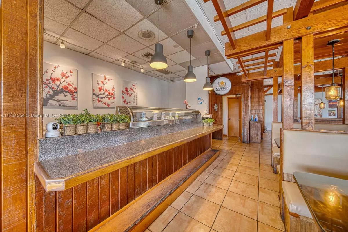 Plantation, FL 33322,Full-Service Restaurant For Sale On Plantation / Sunrise
