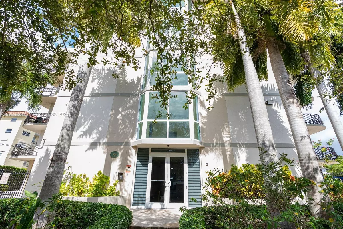 Miami, FL 33135,954 SW 36th Ct #501