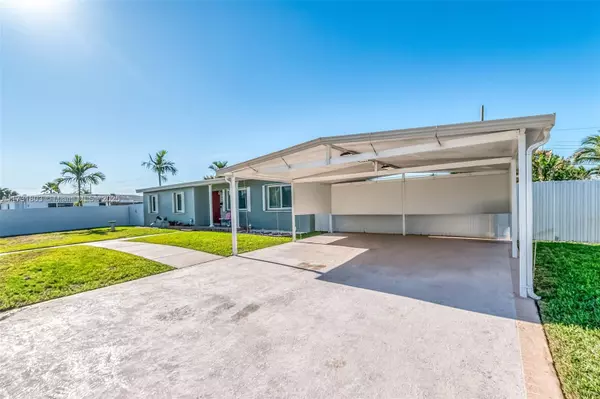 Miami, FL 33165,11020 SW 52nd Dr