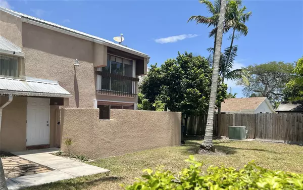 Palmetto Bay, FL 33157,15921 SW 90th Ct #B