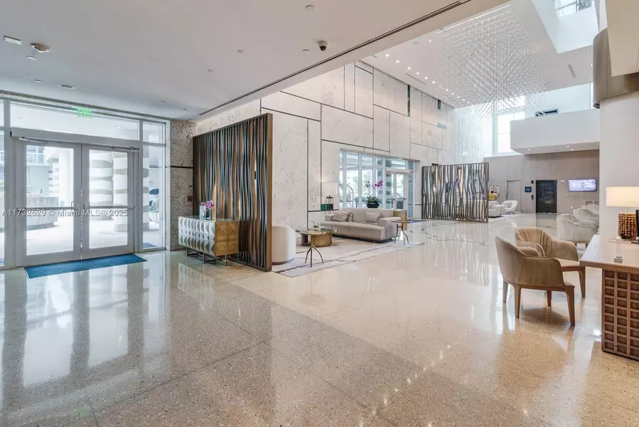 6801 Collins Ave #716 (deed 708), Miami Beach, FL 33141