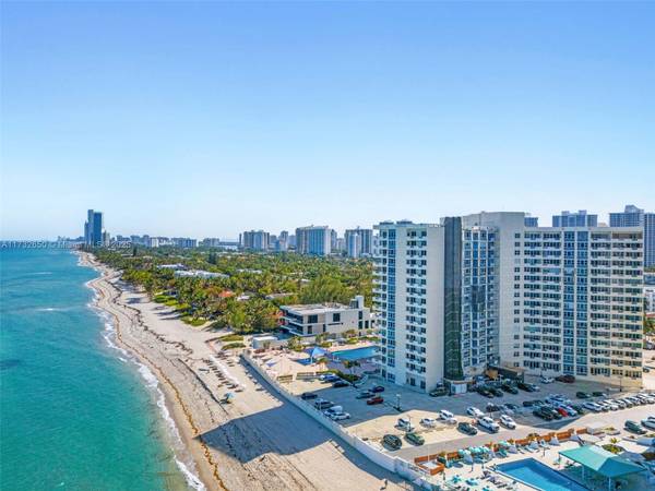 3180 S Ocean Dr #411, Hallandale Beach, FL 33009