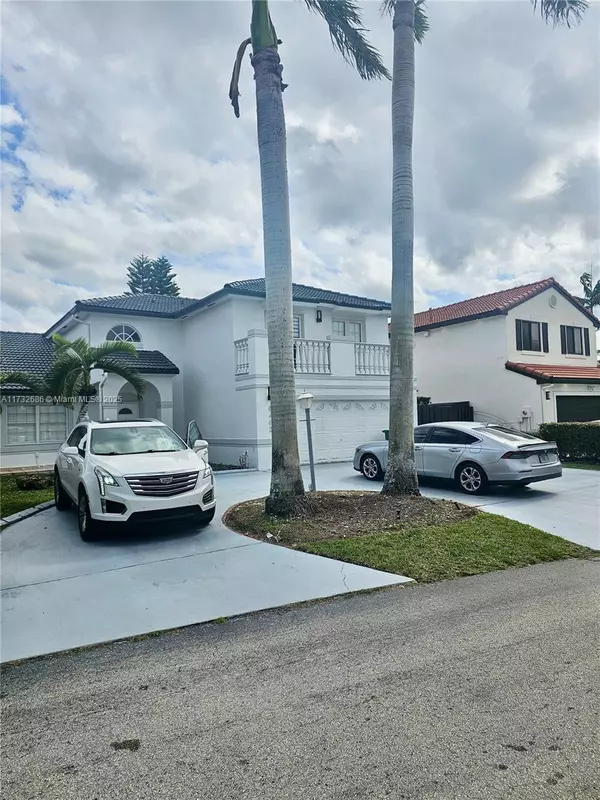 8463 SW 161st Pl, Miami, FL 33193