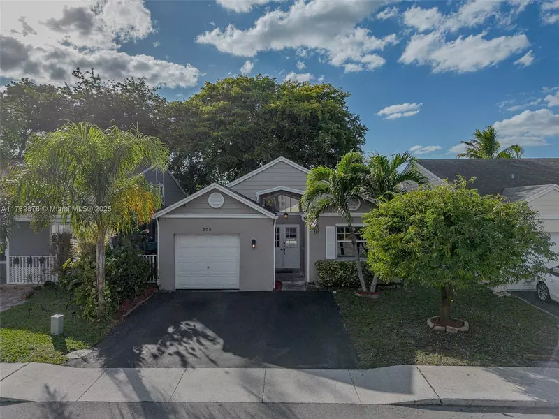 205 SW 159th Way, Sunrise, FL 33326