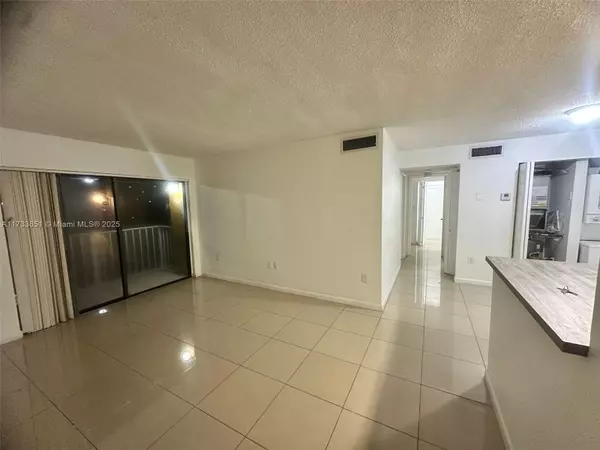 15620 SW 80th St #H-203, Miami, FL 33193