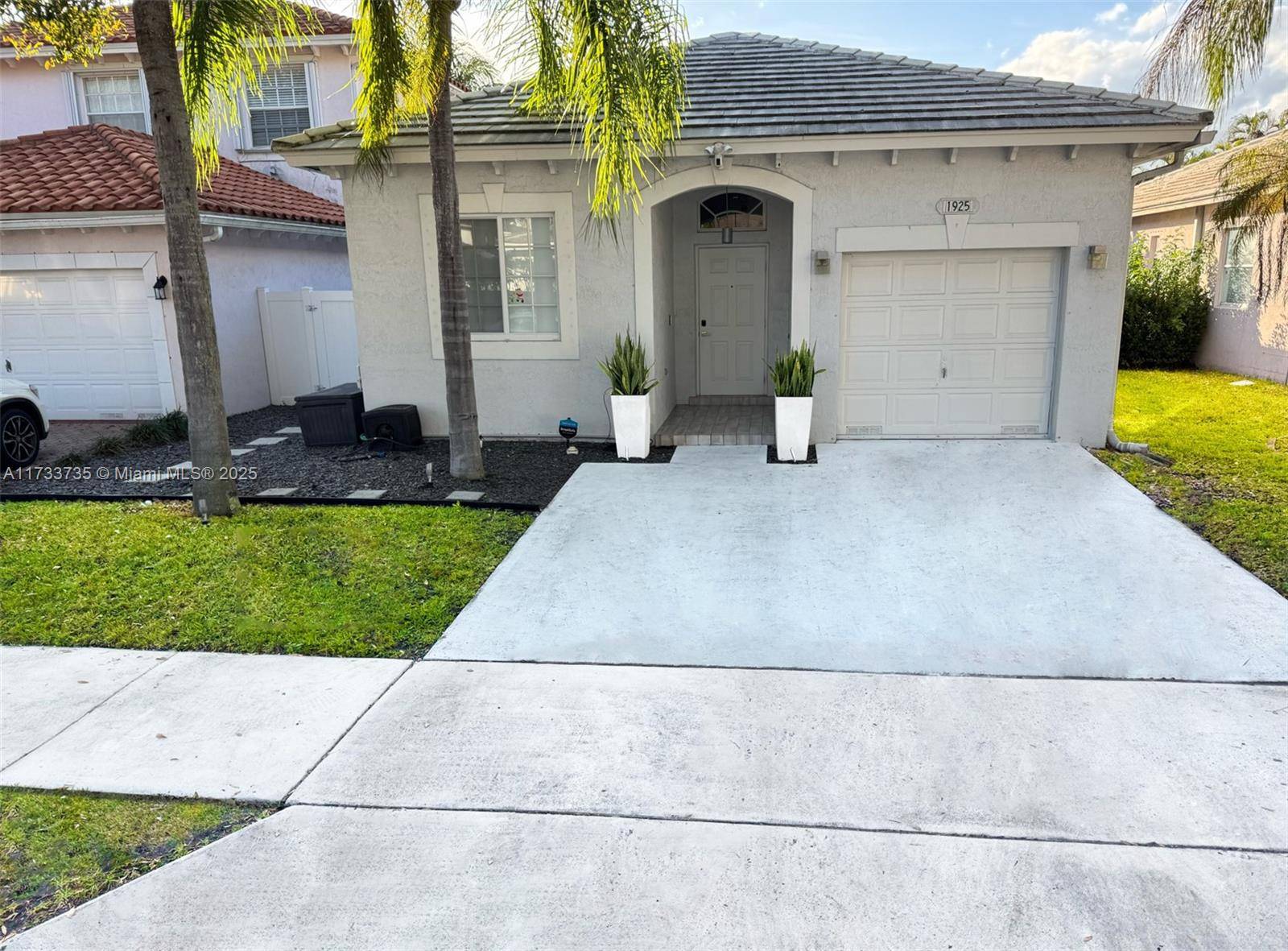 1925 NW 49th Ave, Coconut Creek, FL 33063