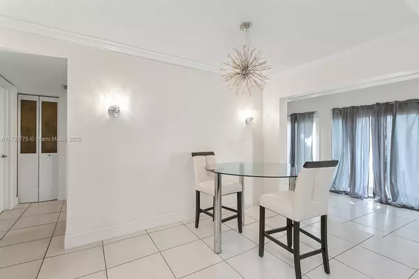 Deerfield Beach, FL 33442,651 Deer Creek Lake Point North Ln #651