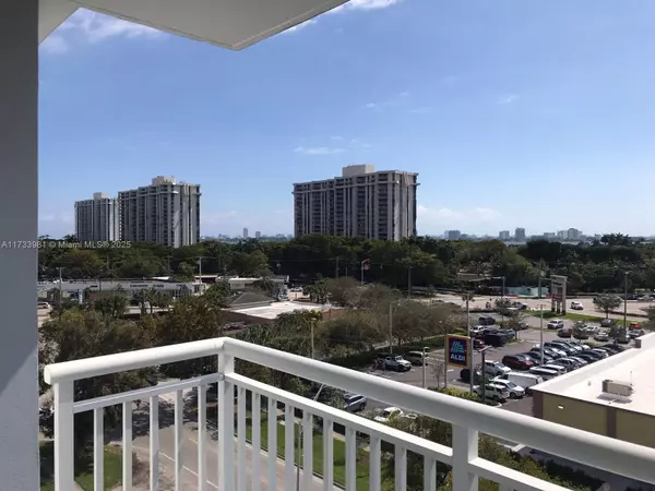 Miami, FL 33161,1251 NE 108th St #805