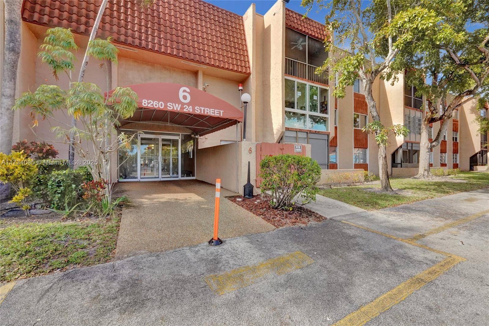 North Lauderdale, FL 33068,8260 SW 24th St #6210