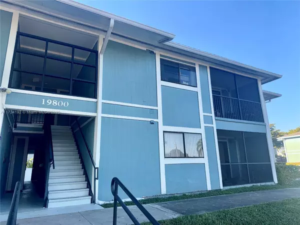 19800 SW 103rd Ct #201, Cutler Bay, FL 33157