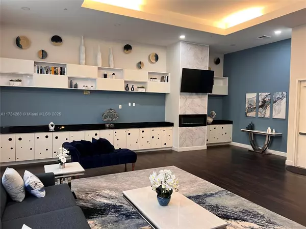 Aventura, FL 33180,18800 NE 29th Ave #419