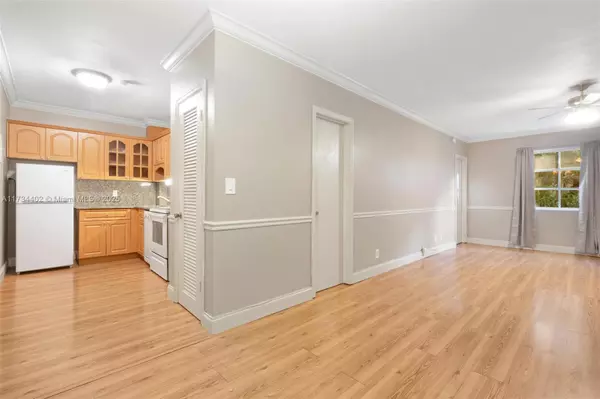 Fort Lauderdale, FL 33316,2424 SE 17th Cswy #207B