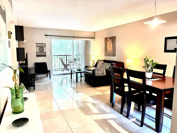 Sunny Isles Beach, FL 33160,201 178th Dr #331