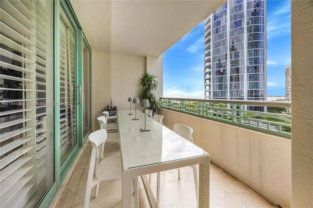 Miami, FL 33133,3400 SW 27th Ave #704