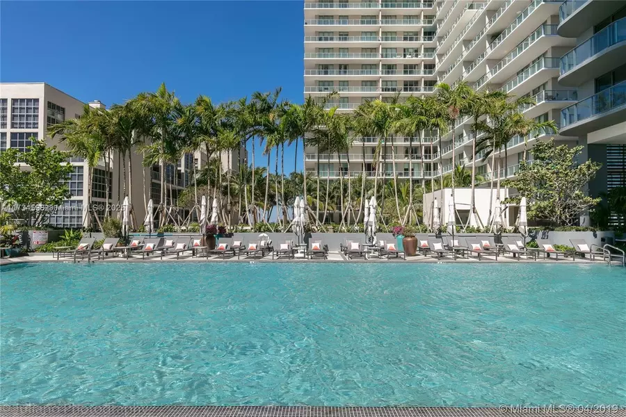 121 NE 34th St #2816, Miami, FL 33137