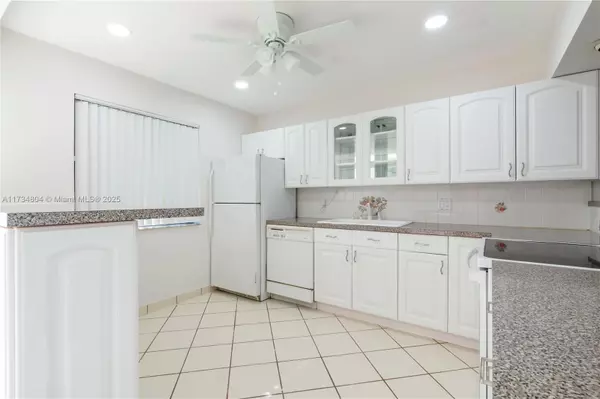 Weston, FL 33326,16531 Blatt Blvd #205