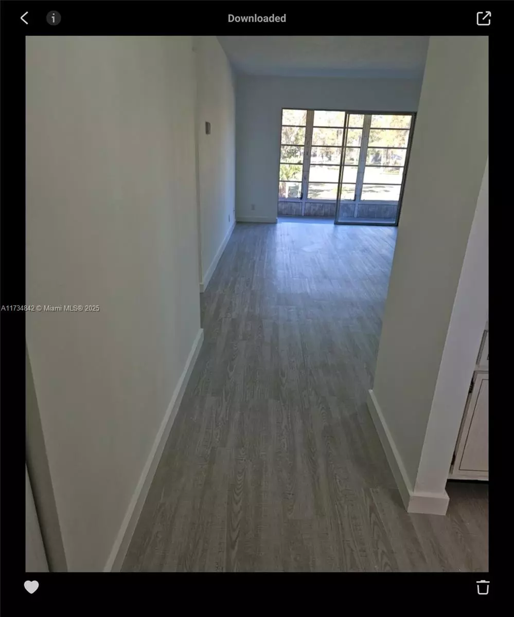 Lauderhill, FL 33313,4411 NW 16th St #F203