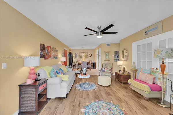 Fort Lauderdale, FL 33308,6239 Bay Club Dr #4