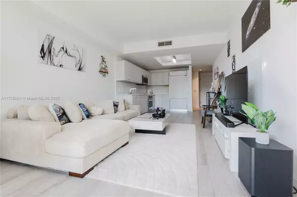 Miami, FL 33130,55 SW 9th St #3005