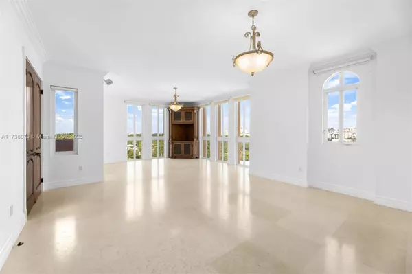 Coral Gables, FL 33134,600 Coral Way #7