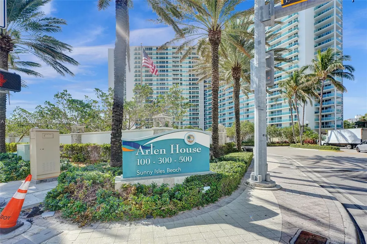 Sunny Isles Beach, FL 33160,100 Bayview Dr #406