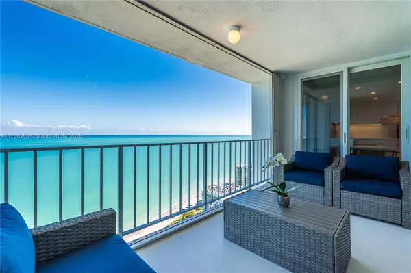 Key Biscayne, FL 33149,881 Ocean Dr #27D