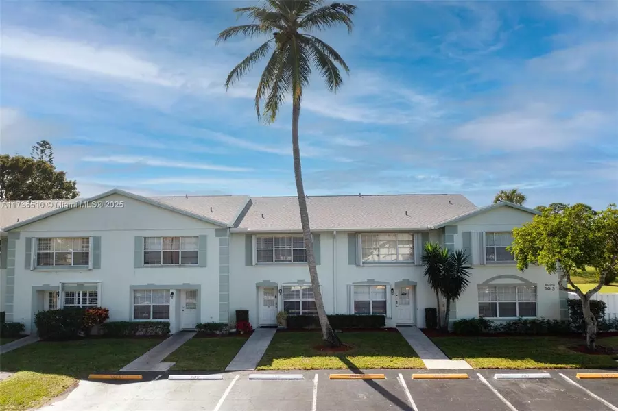 3700 Savoy Ln #F, West Palm Beach, FL 33417