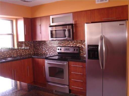 Miami, FL 33172,9702 NW 5th Ln #9702