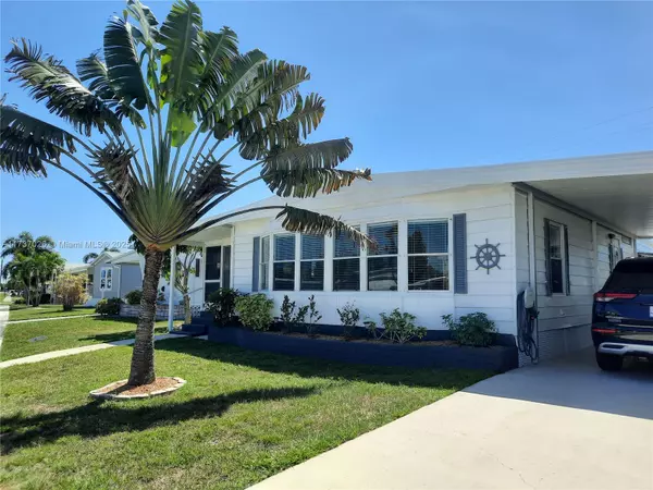 Boynton Beach, FL 33436,4218 Meadow View Dr