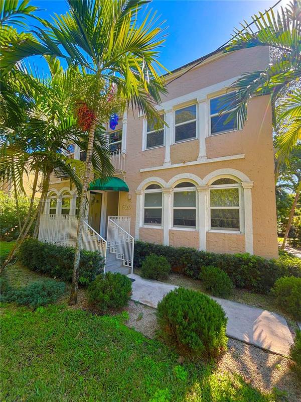 928 Bird Rd #2, Coral Gables, FL 33146