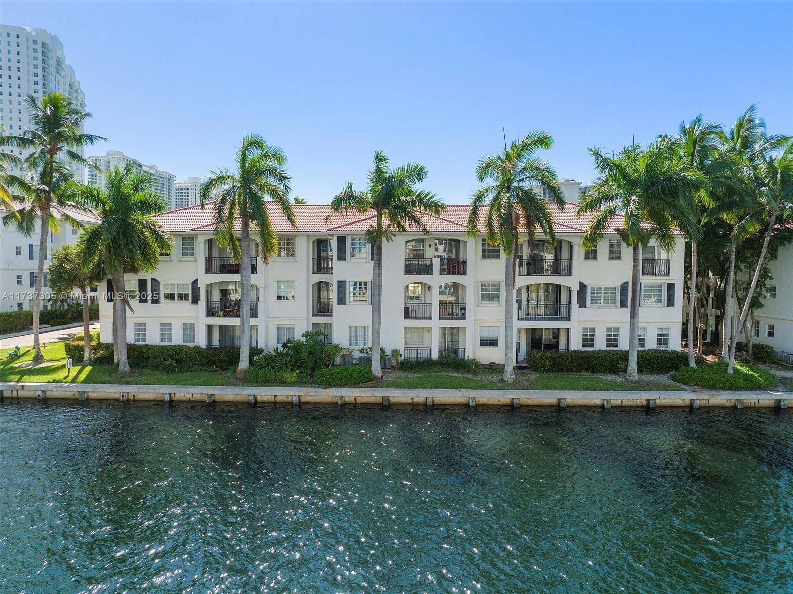 Aventura, FL 33160,3175 NE 184th St #3205